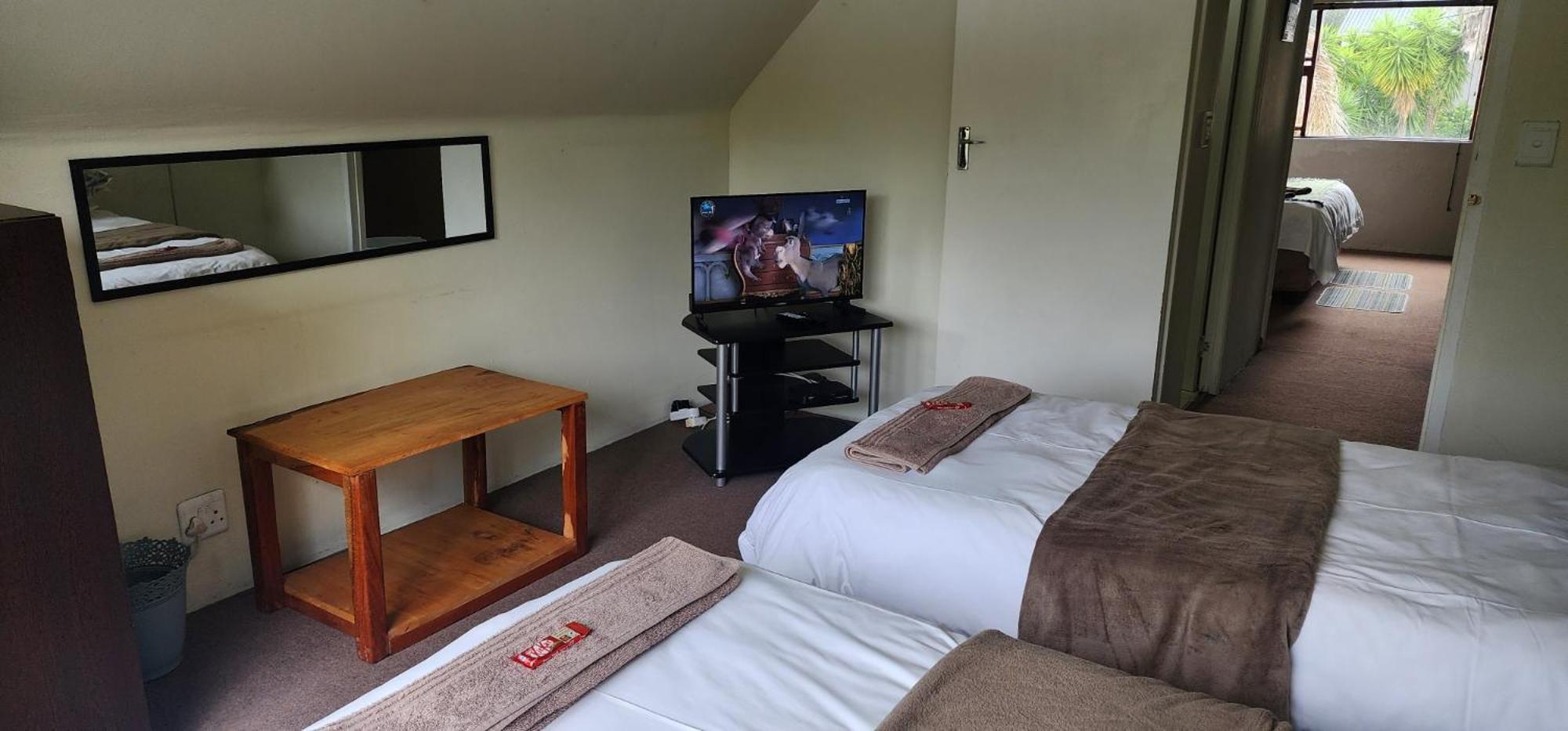 Mackenzies Accommodation イースト・ロンドン エクステリア 写真